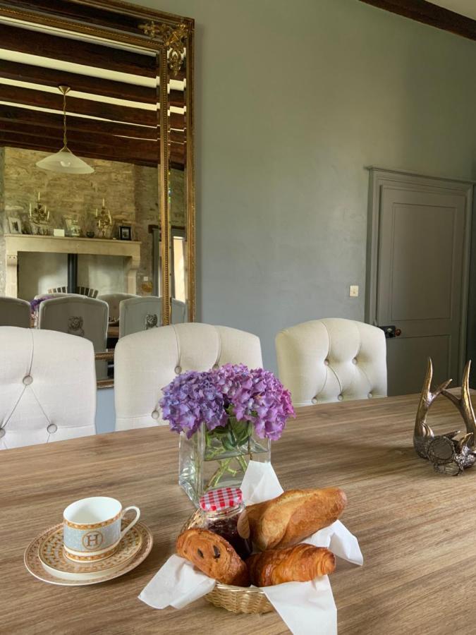 Le Petit Manoir Bed & Breakfast Brux Екстериор снимка